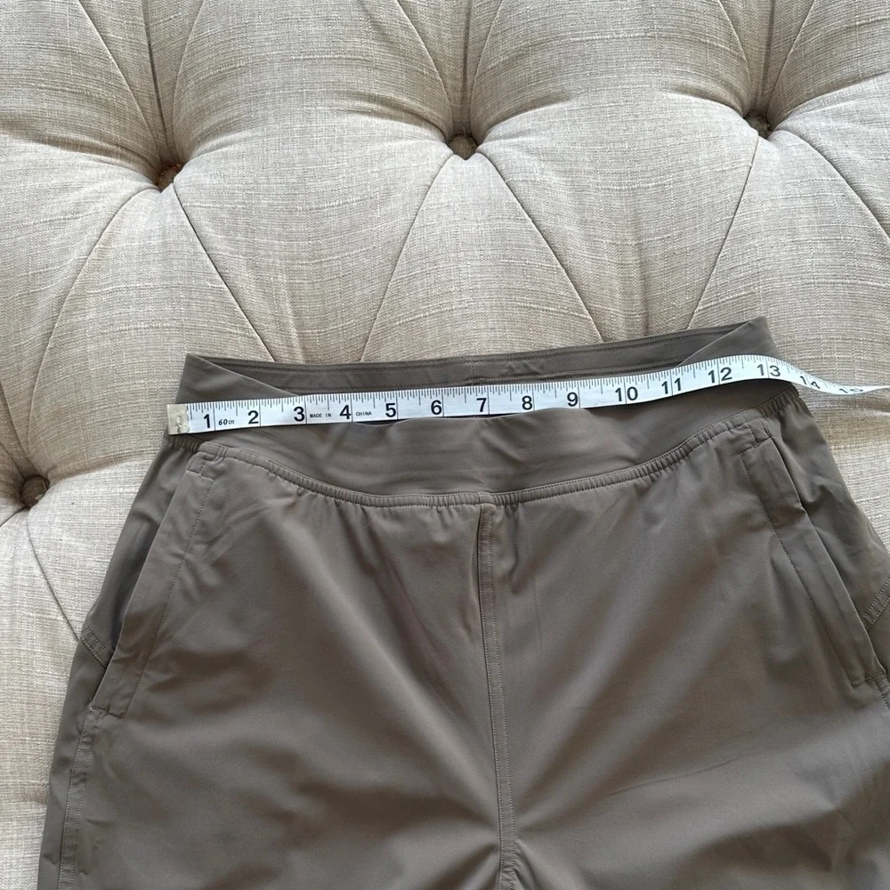 Lululemon Athletica Track Pants - Picture 9 of 9